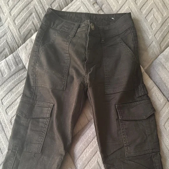 Women’s Black Cargo Pants - Picture 2 of 5